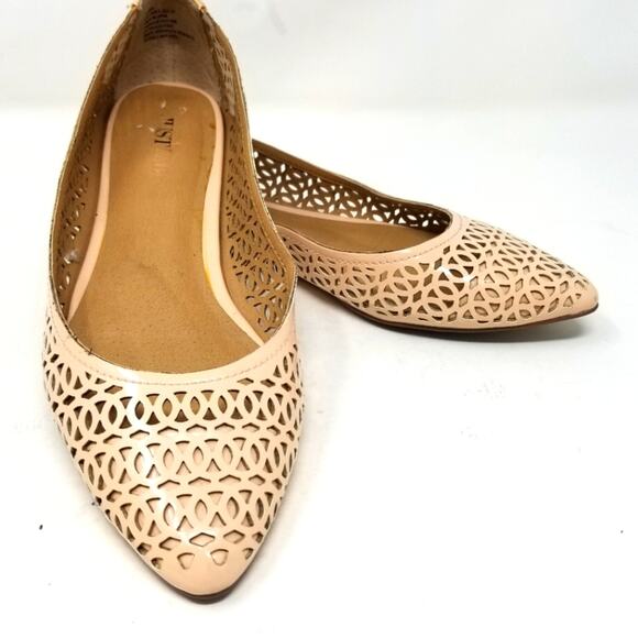 JustFab Pink Flats Loafers Slipons Comfortable Slip on Women's Gifts Size 7.5 - Picture 1 of 9